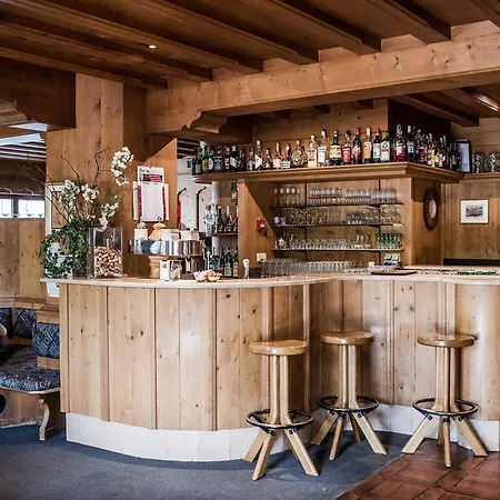 Hotel Foerstlerhof Postal / Burgstall