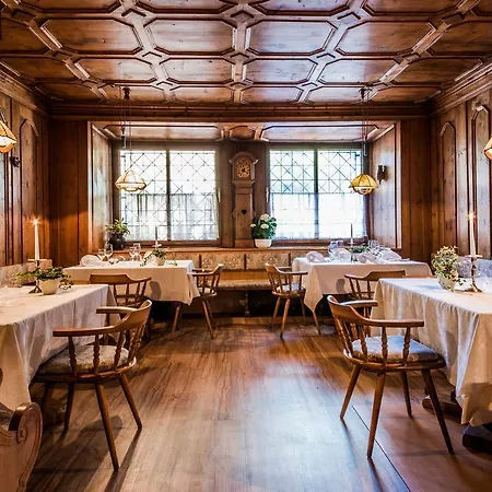 Hotel Foerstlerhof 3*